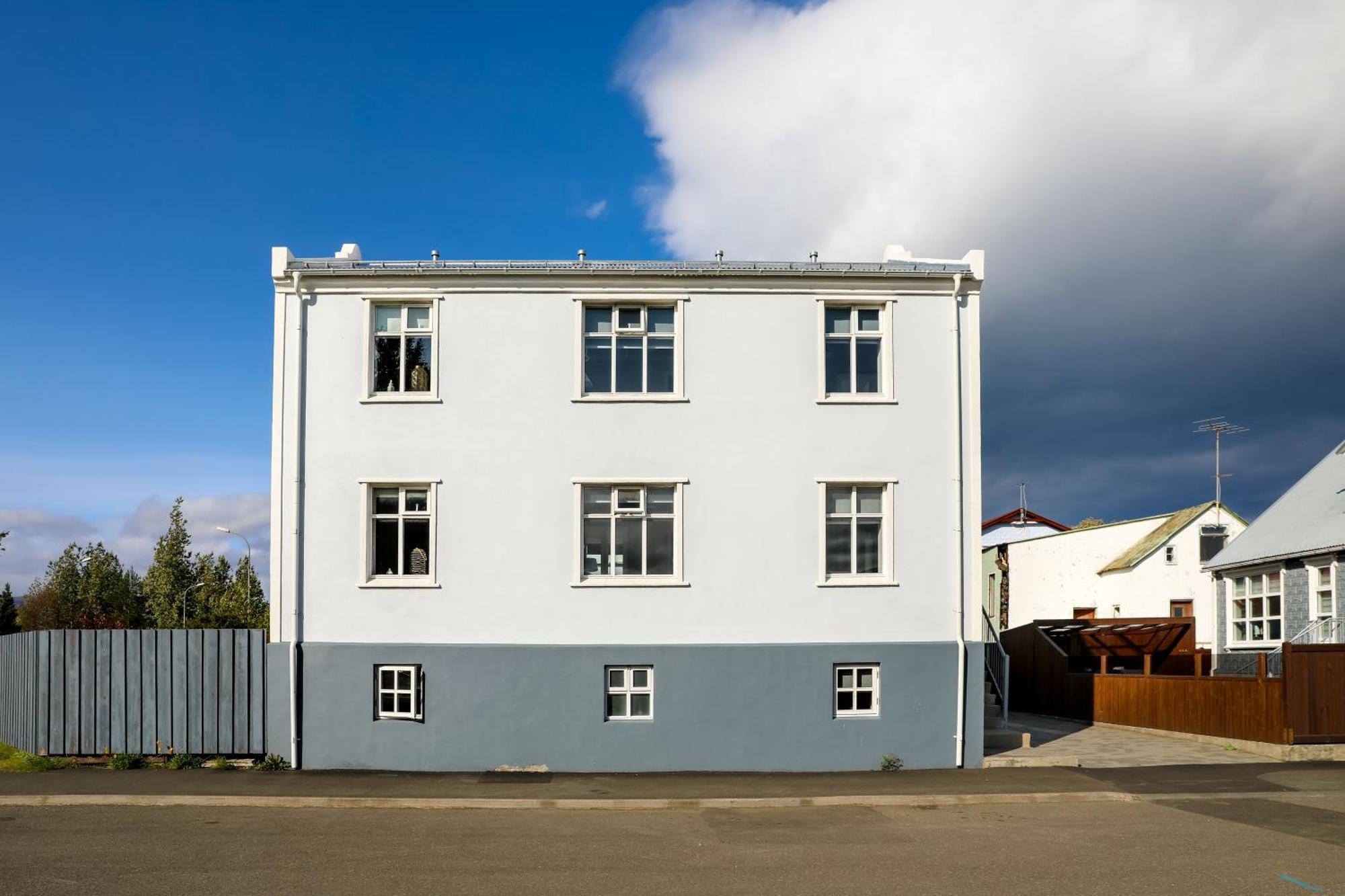 G19 Boutique Apartments Акурейрі Екстер'єр фото