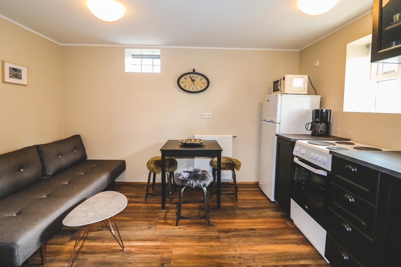 G19 Boutique Apartments Акурейрі Екстер'єр фото