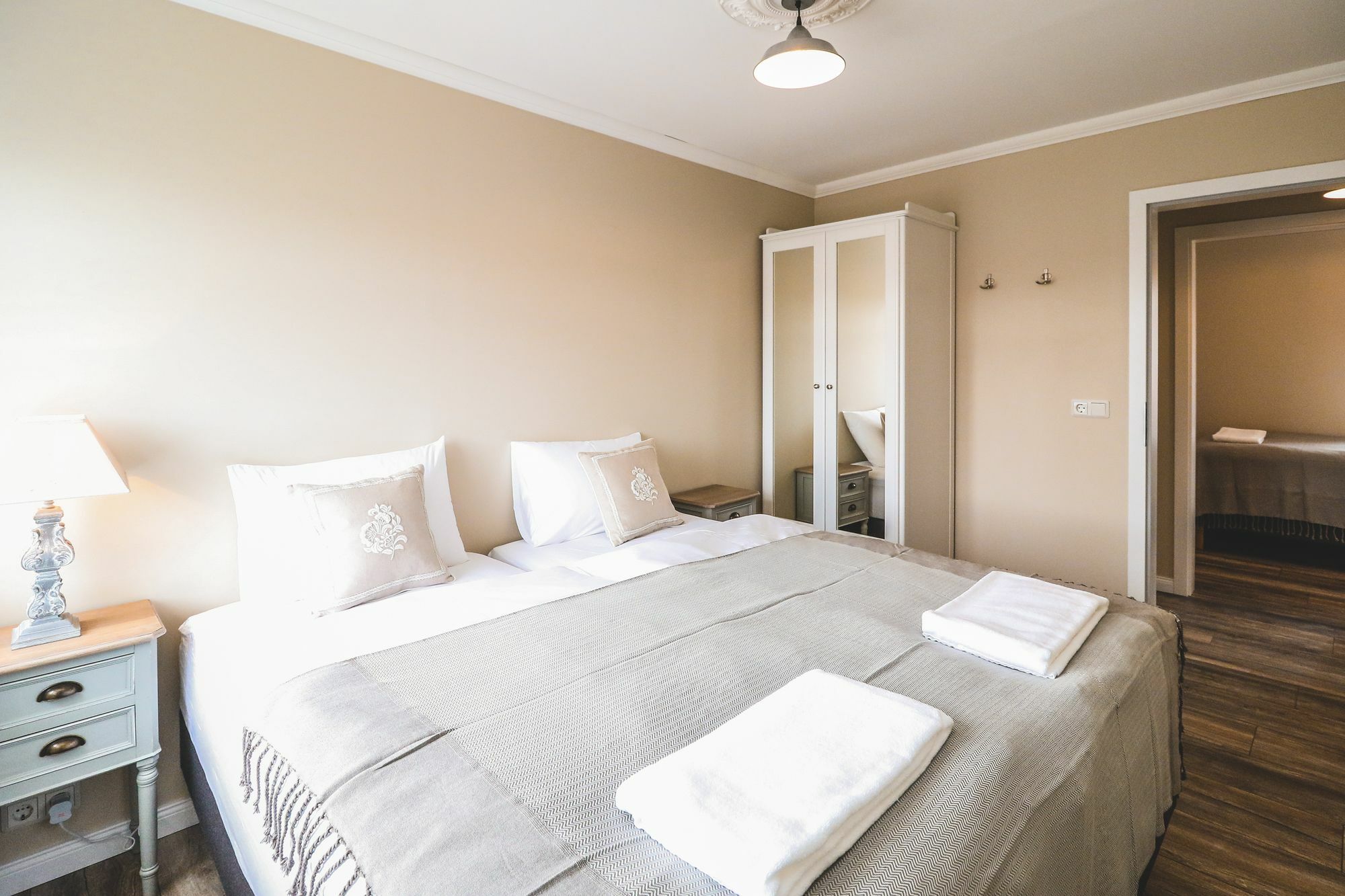 G19 Boutique Apartments Акурейрі Екстер'єр фото